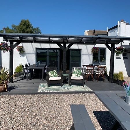 Pitlessie Inn And Pantry Cupar Exteriör bild
